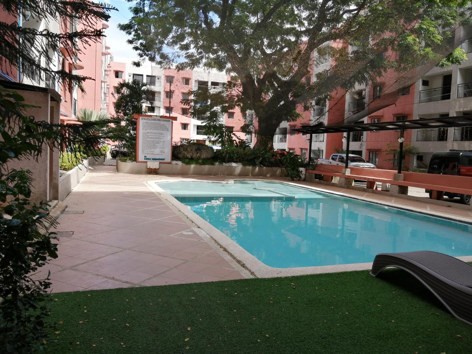 Condo Azur Suites B316 Near Airport, Netflix, Stylish, Cozy With Swimming Pool Мактан Экстерьер фото